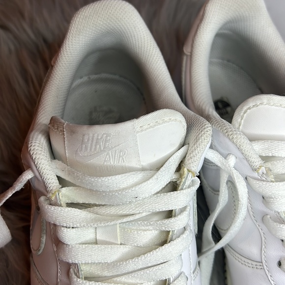 Nike Men's White Airforce 1 Shoes size 9 - Picture 14 of 15